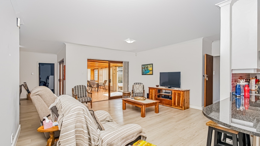 3 Bedroom Property for Sale in Monte Vista Western Cape